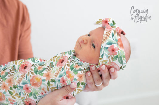 Flowers and Feathers Swaddle